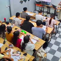 Lớp học IELTS CARA tháng 6/2026