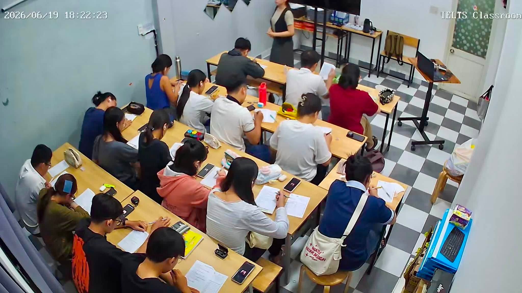 Lớp học IELTS CARA tháng 6/2026