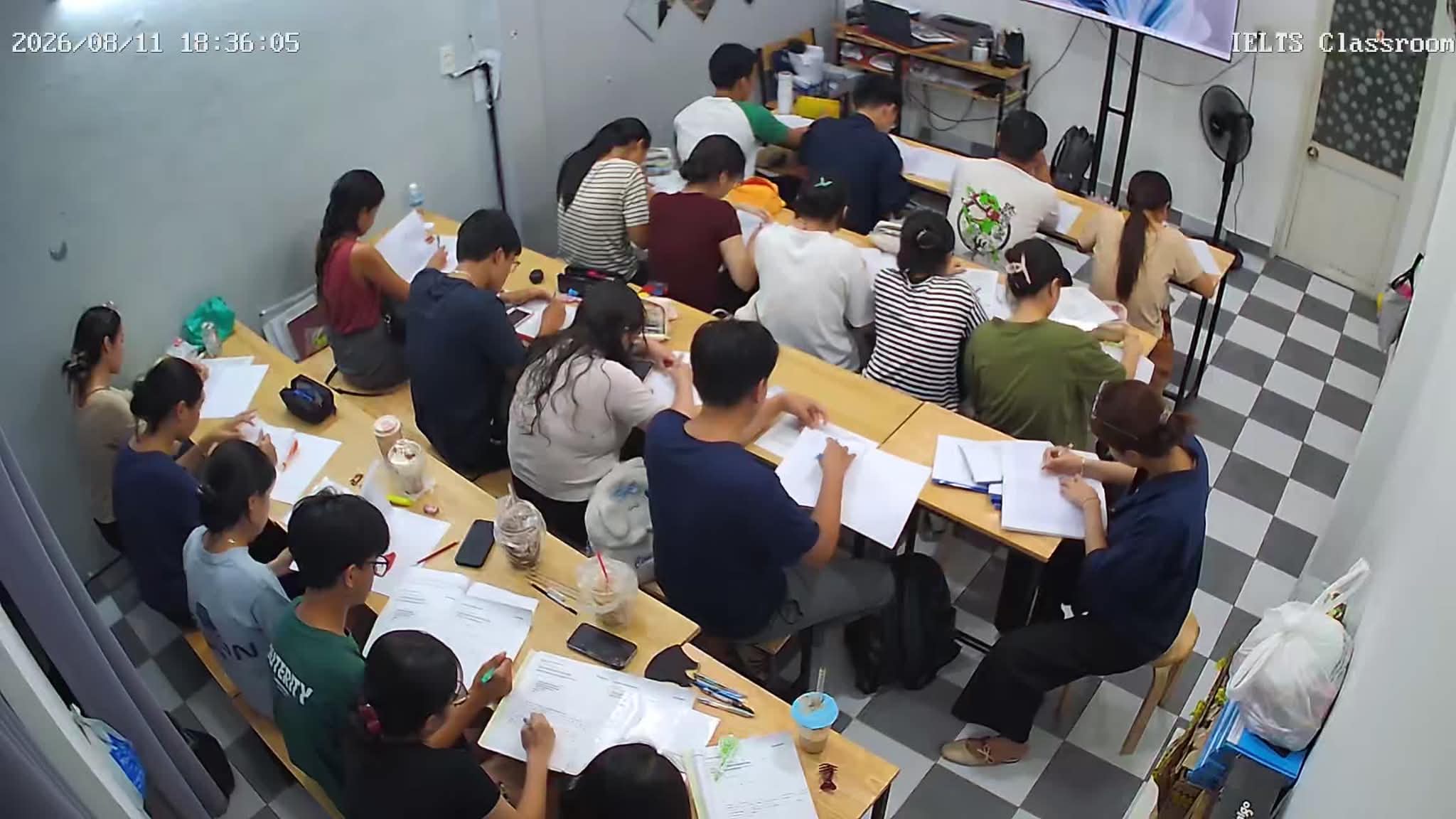 Lớp học IELTS CARA tháng 8/2026